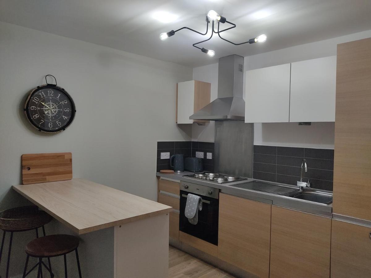 Fantastic Centrally Located 1 Bed Apartment Liverpool Luaran gambar